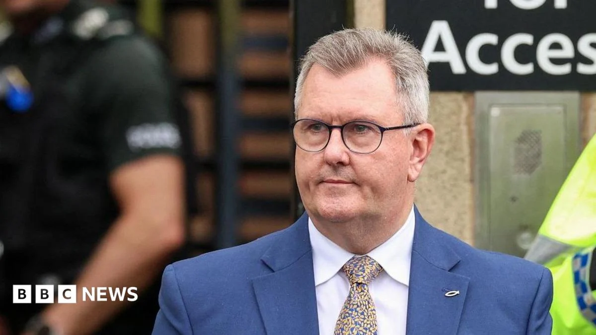 Donaldson Renounces Knighthood and Privy Council Seat