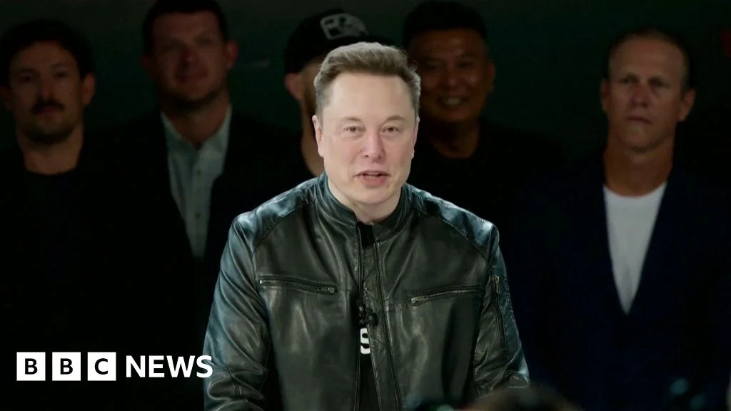 Elon Musk Hits Trillion‑Dollar Milestone as SpaceX Soars on Nasdaq