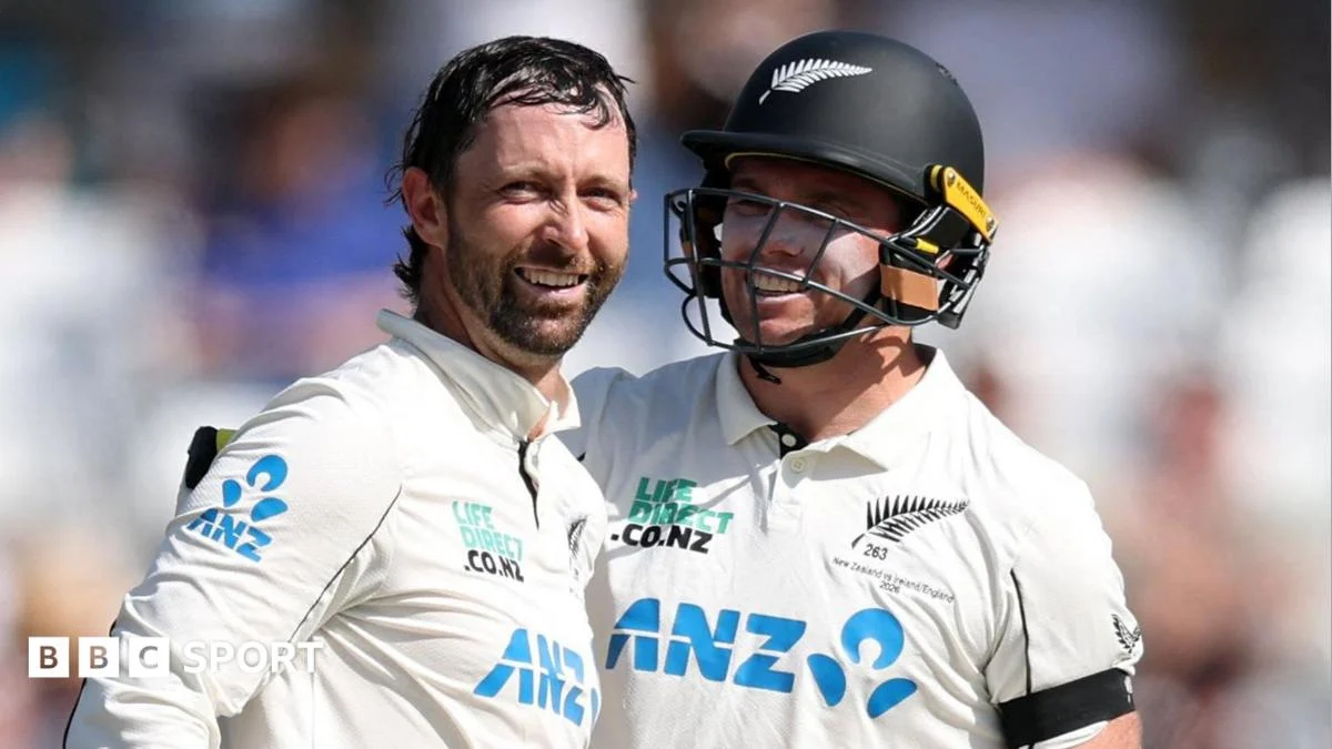 England strike late to force NZ decider