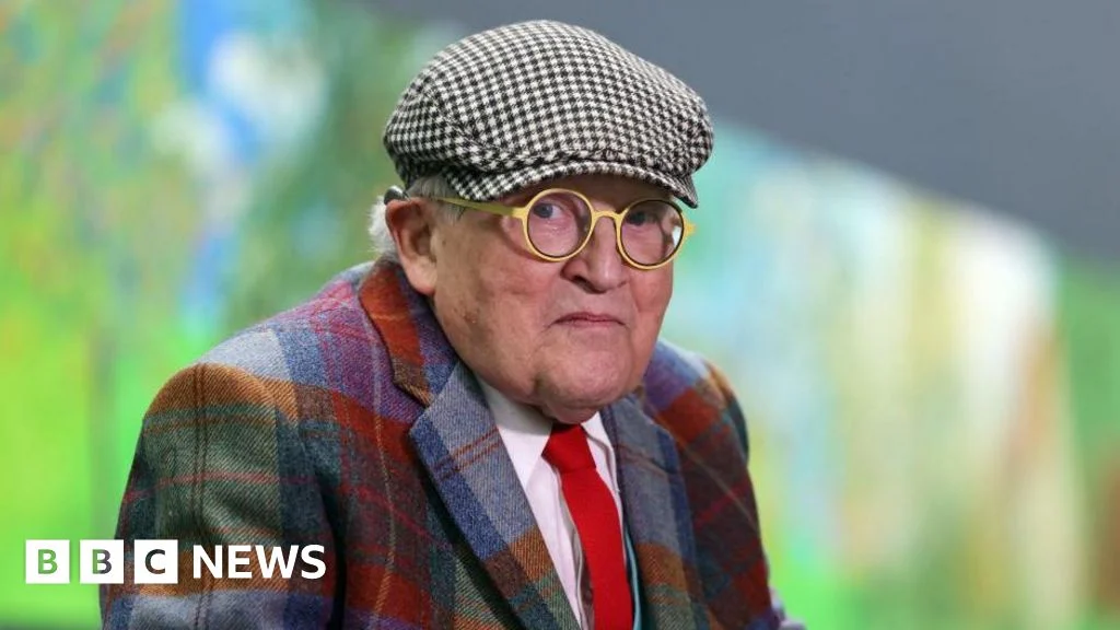 Quiet Farewell for Hockney Highlights His Unassuming Wishes