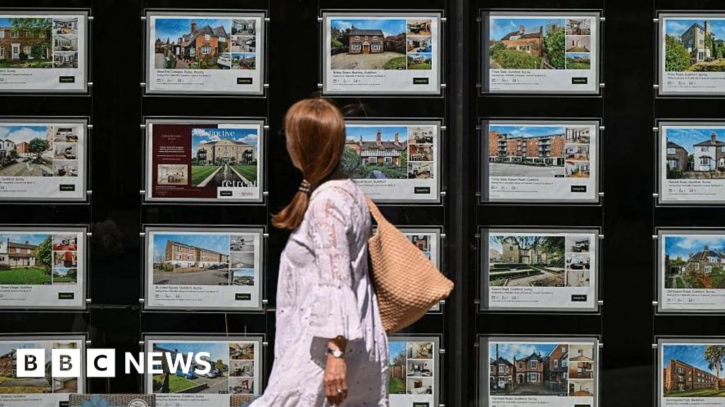 Binding Sale Agreements Set to End Gazumping in UK Property Market