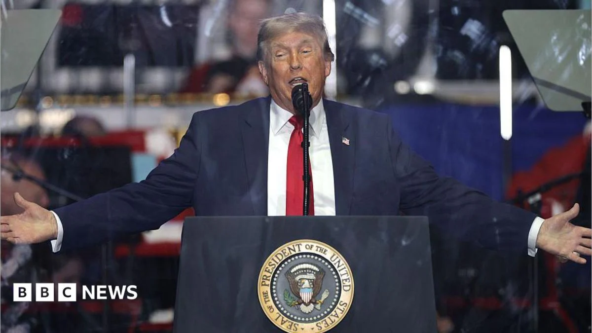 Trump Sparks America250 Spectacle with Mall Rally and Stealth Bomber Flyover