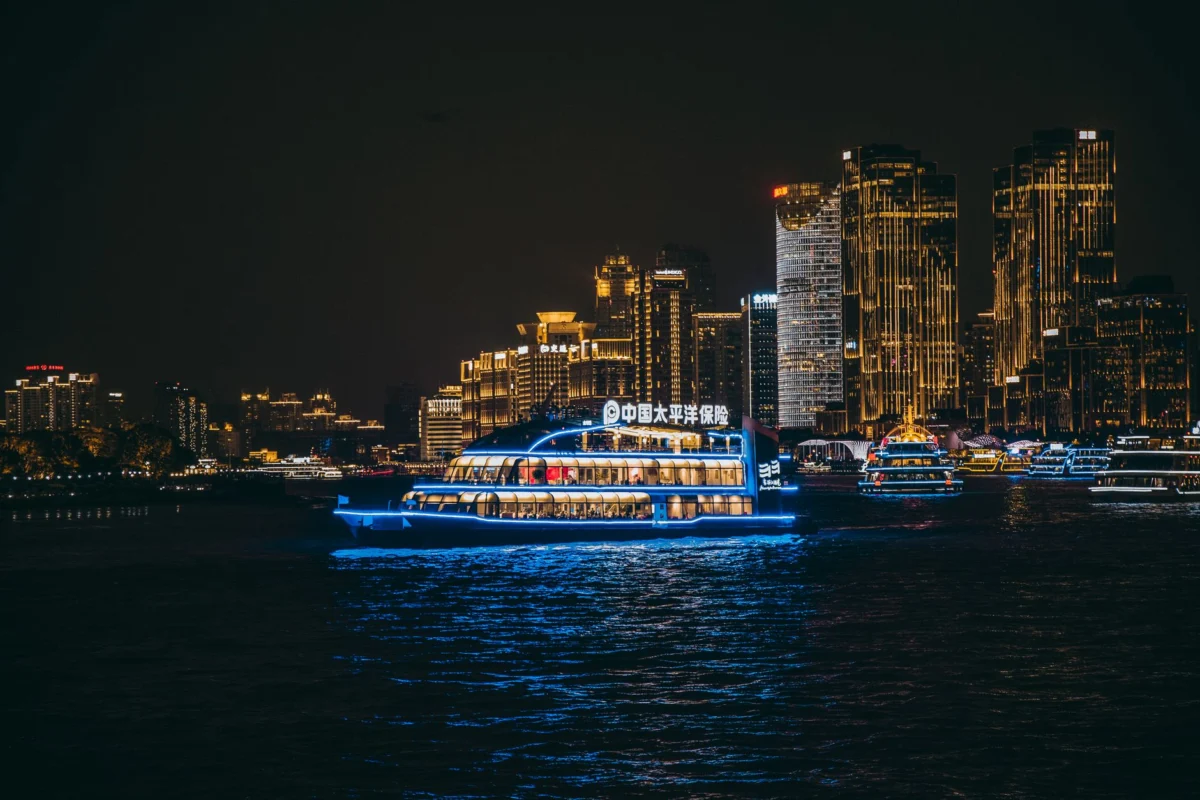 Shanghai’s Adora Magic City Cruise Sparks Maritime Tourism Frenzy