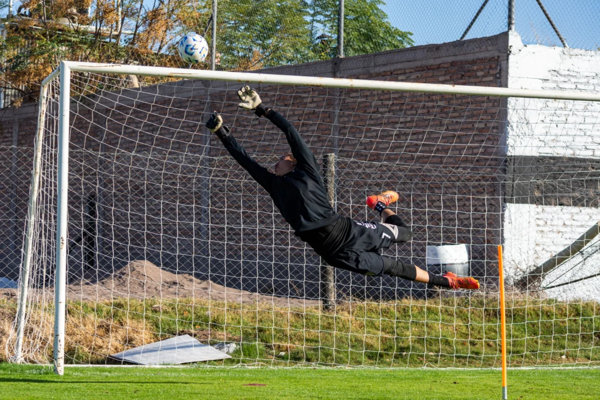 Eloy Room’s 15 Saves Rewrite World Cup Goalkeeping Lore