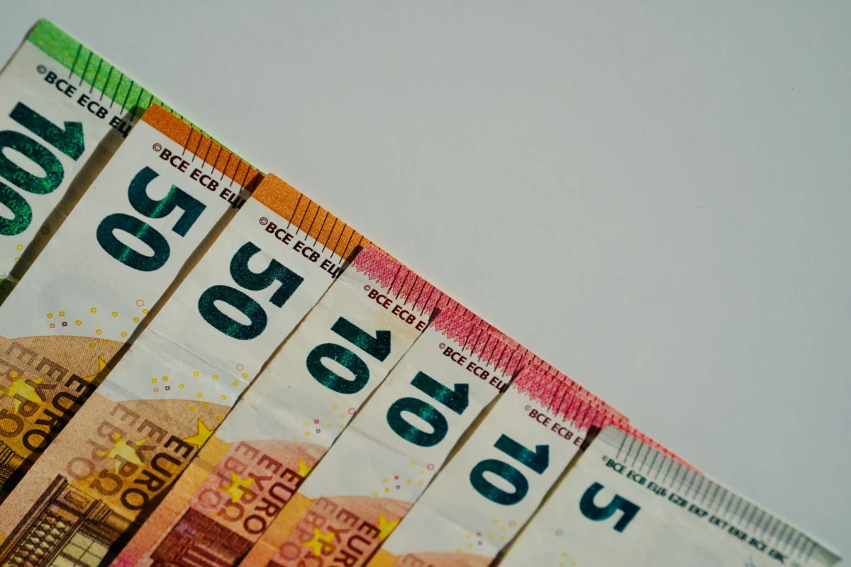 ECB Raises Rates for First Time Since 2023 as War and Inflation Spike