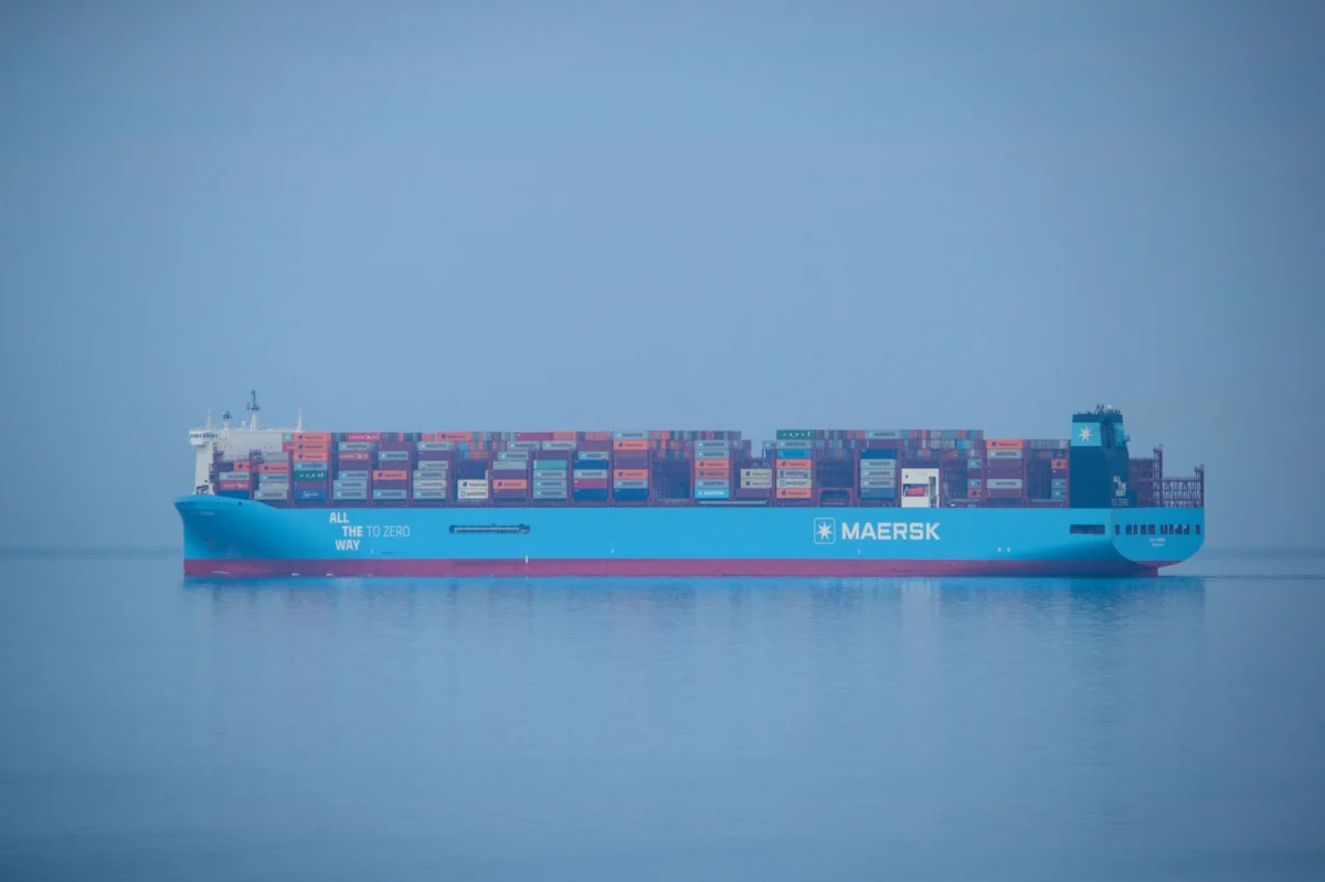 Maersk cheers US‑Iran deal but holds Middle East routes steady