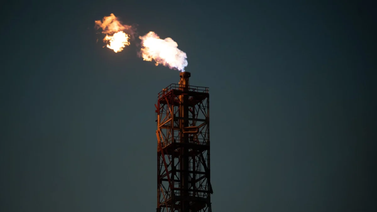Midnight Blast Shatters Moscow Oil Refinery, Bringing War to the Capital