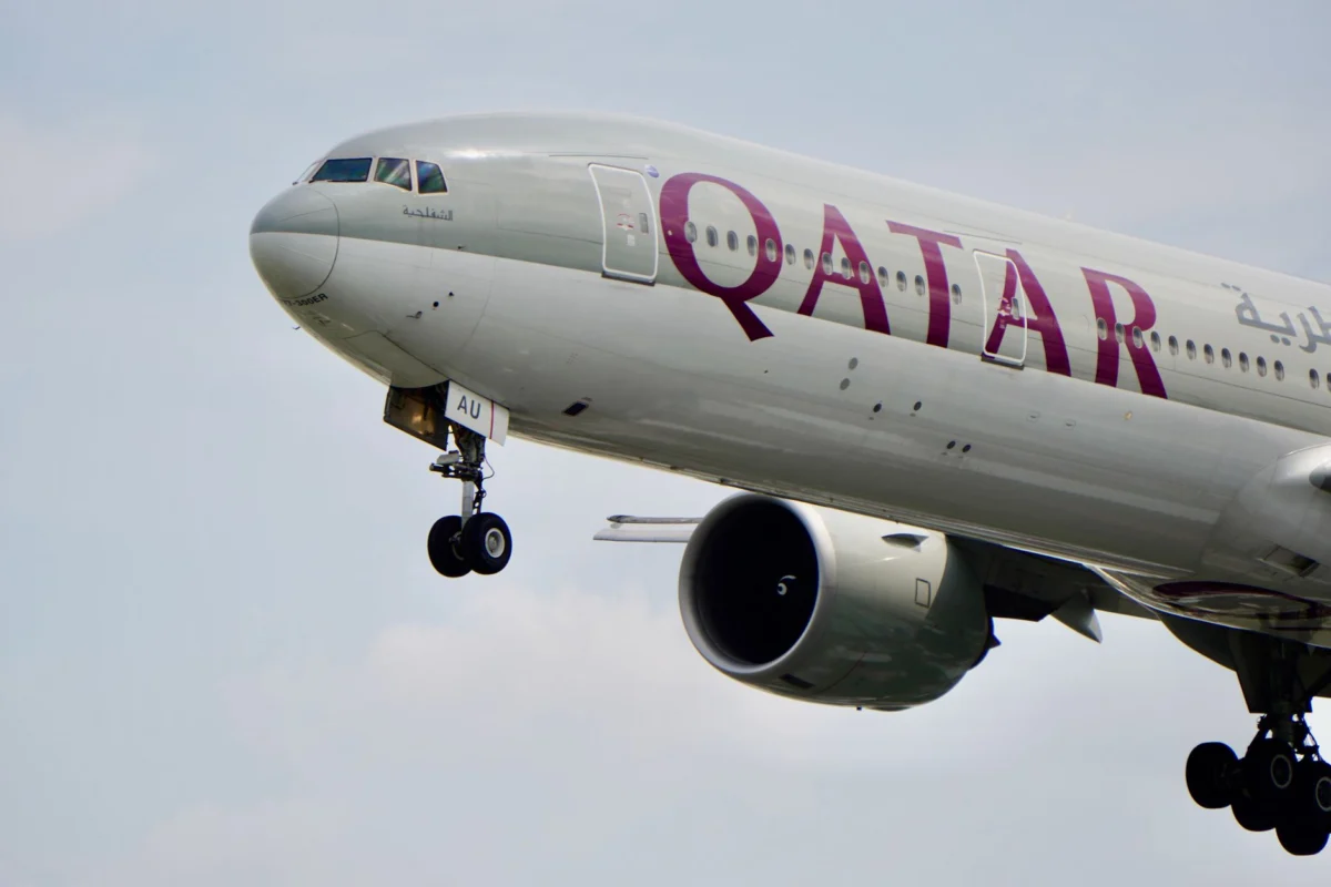 Qatar Envoys Fly to Tehran to Seal US‑Iran Deal as Crypto Prices Jolt
