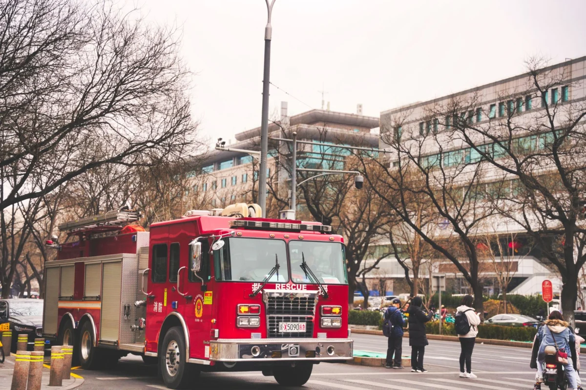 Firefighters Quell China Beach Blaze Near Sea Cliff