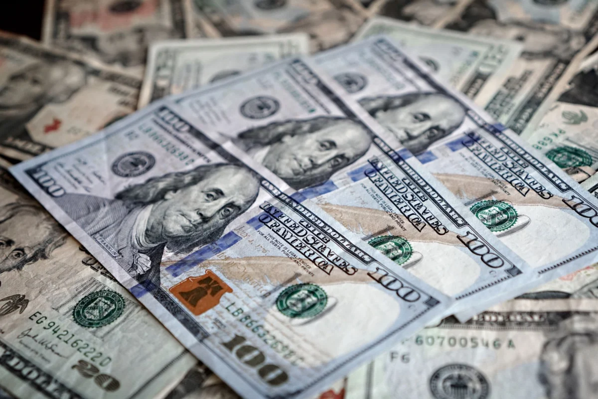 Wages Slip While Wealth Rockets and Mood Plummets