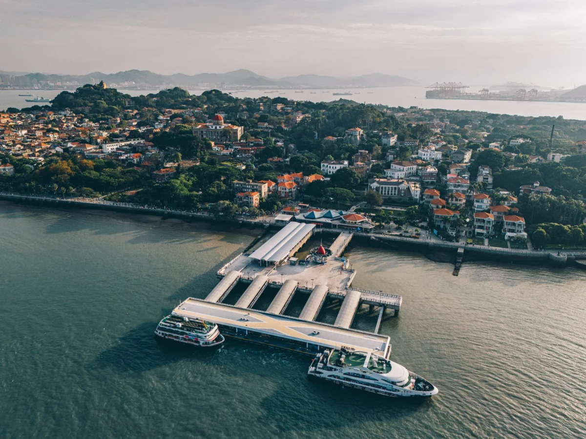 Explore Xiamen: Insider Tips for a Week of Food, Stays, and Sights