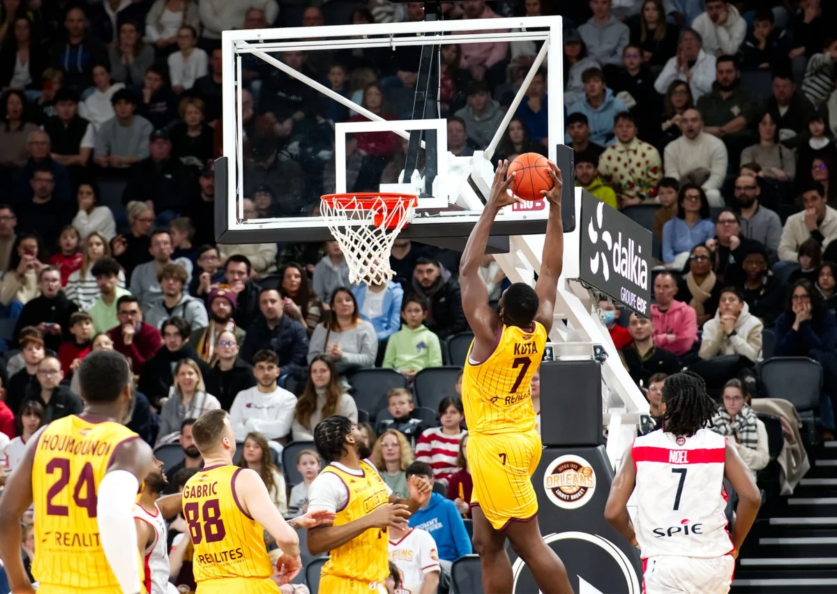 Wizards Snag No. 46 Pick Felix Okpara in Late Draft Deal
