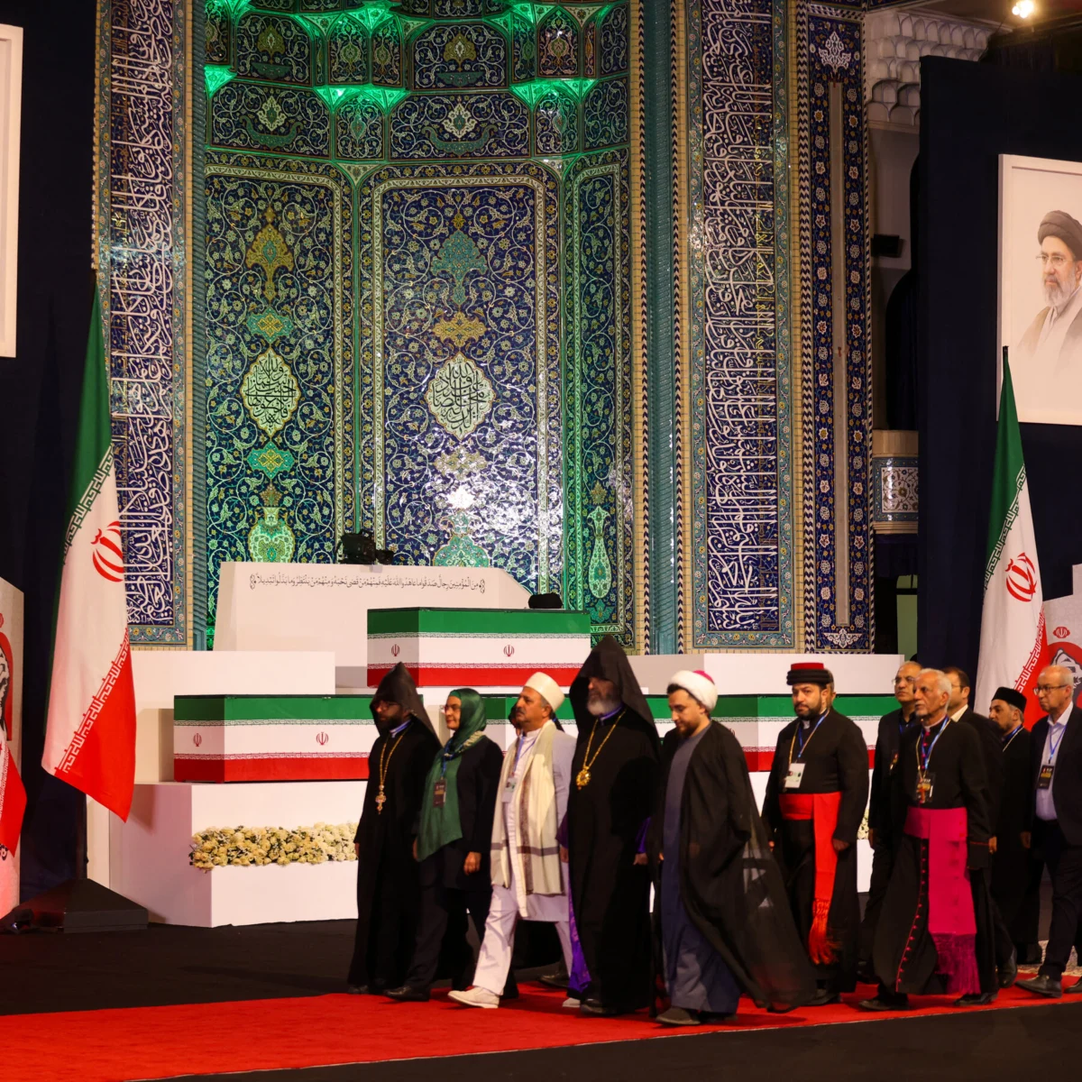 Allies Arrive as Iran Begins Supreme Leader Funeral Ceremonies