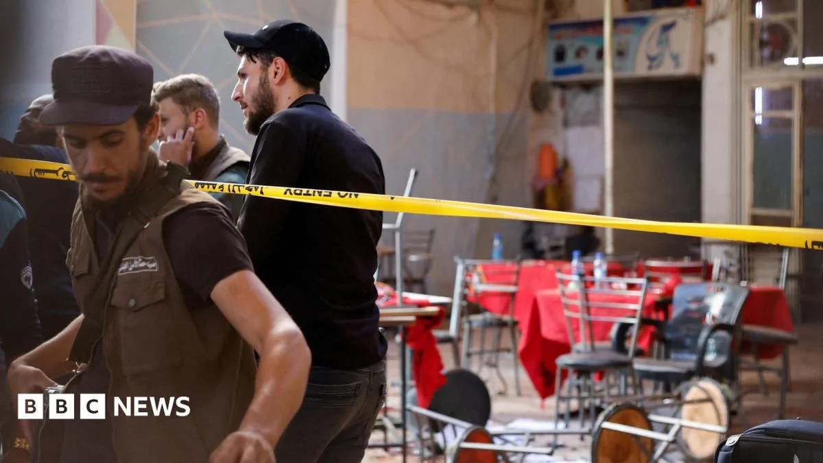 Bomb blast at Damascus cafe kills six