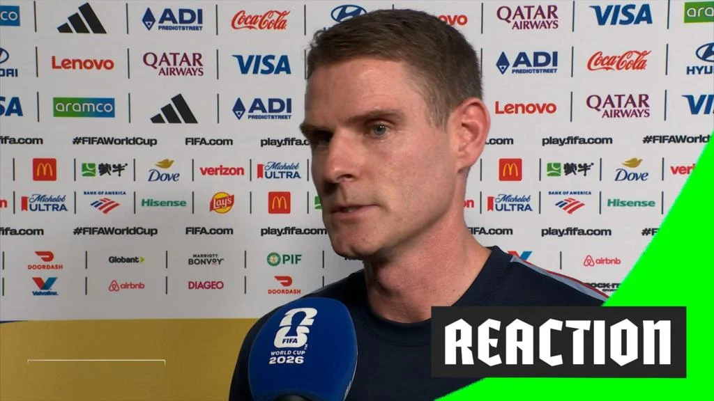 Anthony Berry Praises England Squad Amid 4-0 Lead