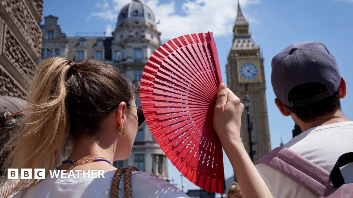 UK Faces Fourth Heatwave as Temperatures Rise to Mid-30s