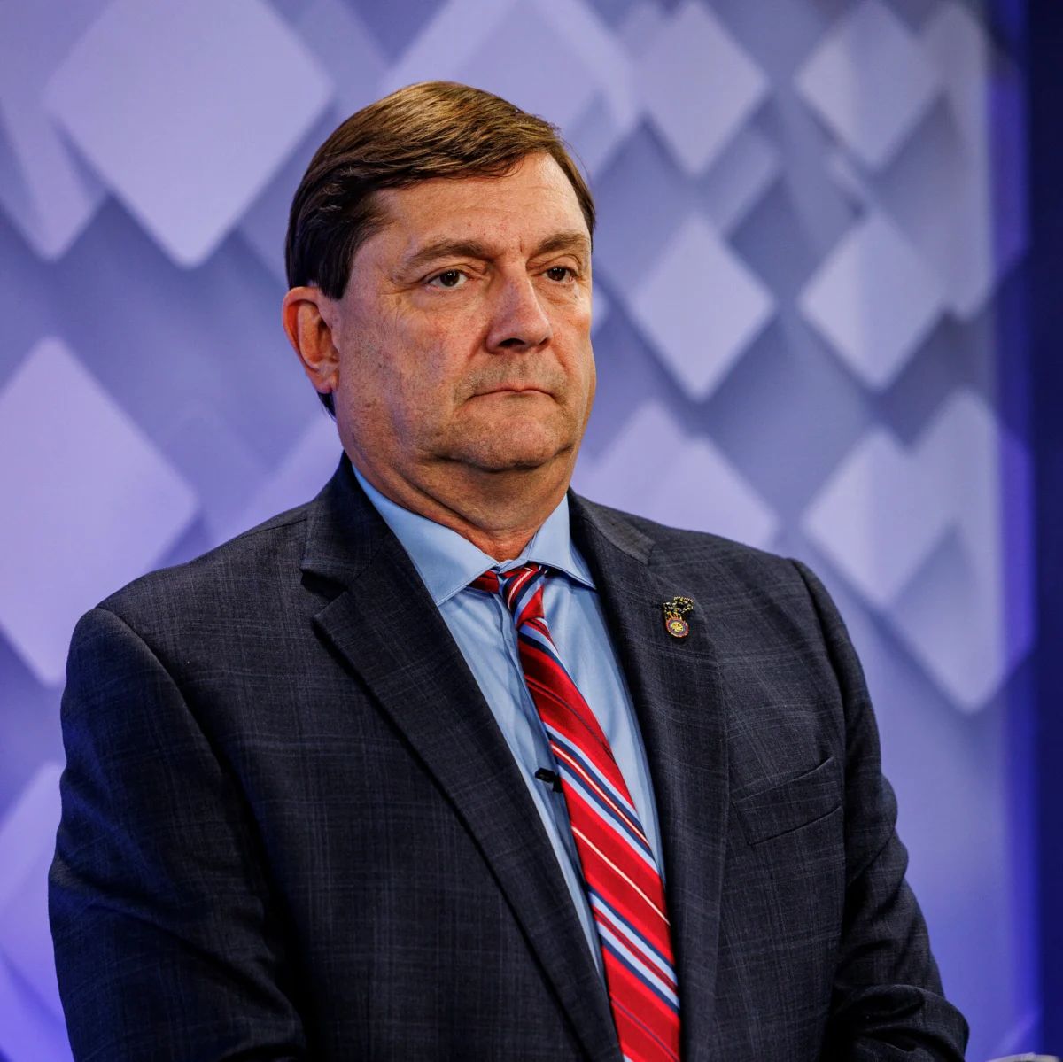 Maine Senate Race: Jackson Leads as Bellows Exits
