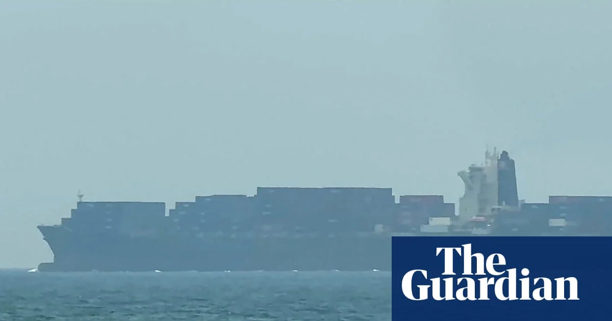 Trump Denies Iran’s Claim of Hormuz Closure Amid Gulf Skirmishes