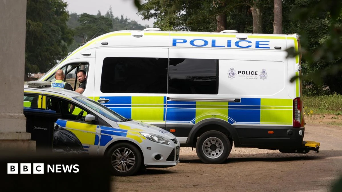 Twelve Arrested Over Threat to Islamic Event