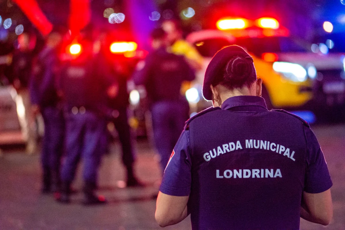 Brazilian Police Search Bolsonaro Home for Weapons