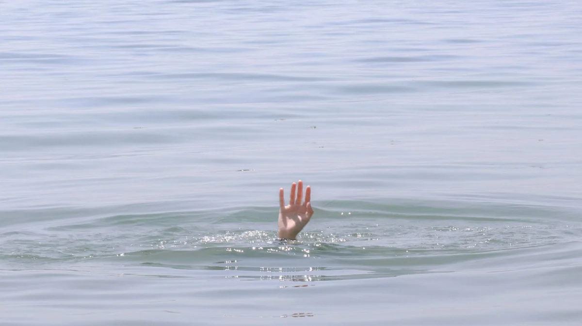 Doctors Warn Child Drowning Can Occur in Seconds, Call for Family Preparedness