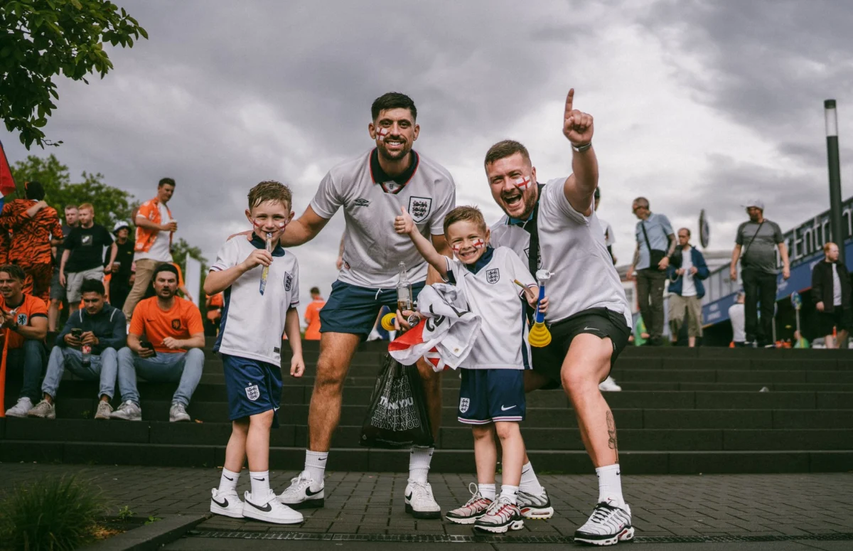 England Defeats Congo DR 2-1 in World Cup Match