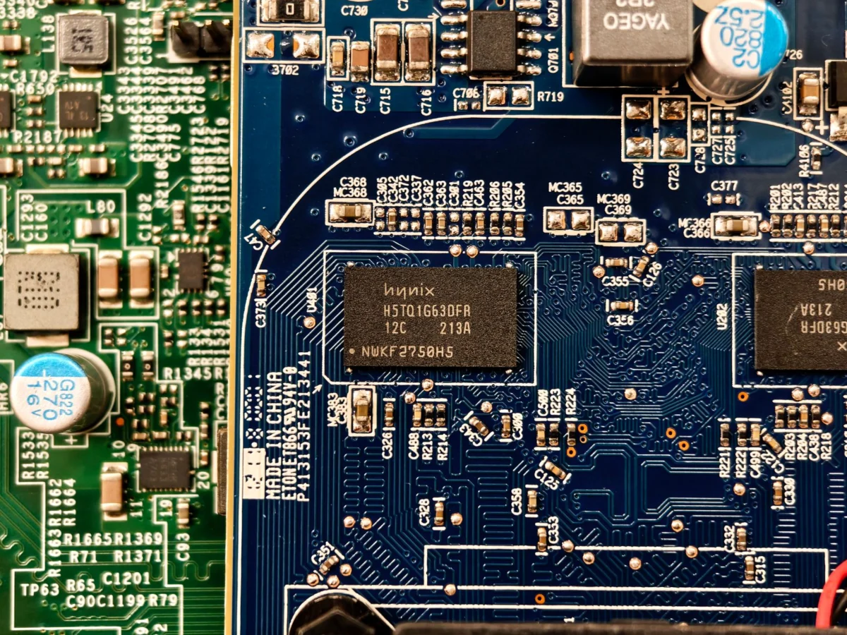 Intel, AMD Strike Long-Term Server CPU Deals with Chinese Clients
