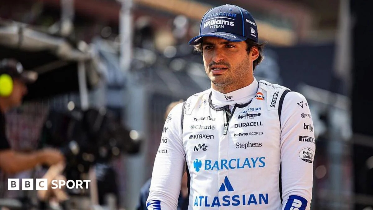 ‘Leader’ Sainz commits to Williams with new deal