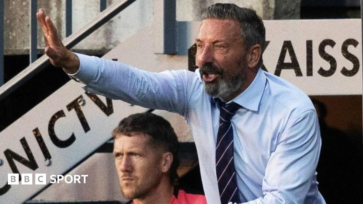 McInnes takes responsibility for Rangers’ European exit
