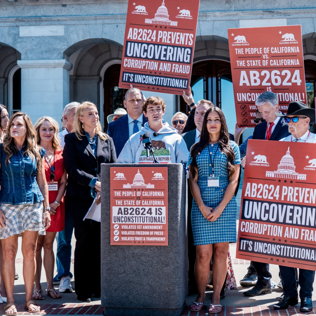 MAGA Backers Defend ‘Nick Shirley’ in Free Speech Clash Over California Bill