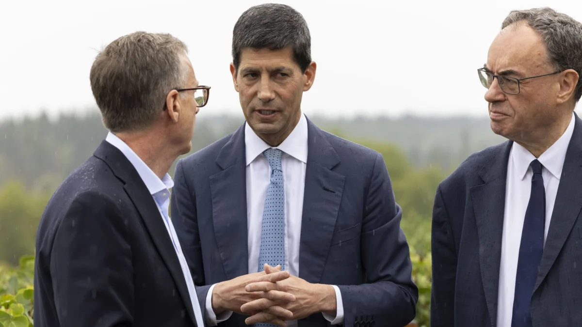 Fed’s Kevin Warsh Signals Possible Rate Hike at Jackson Hole