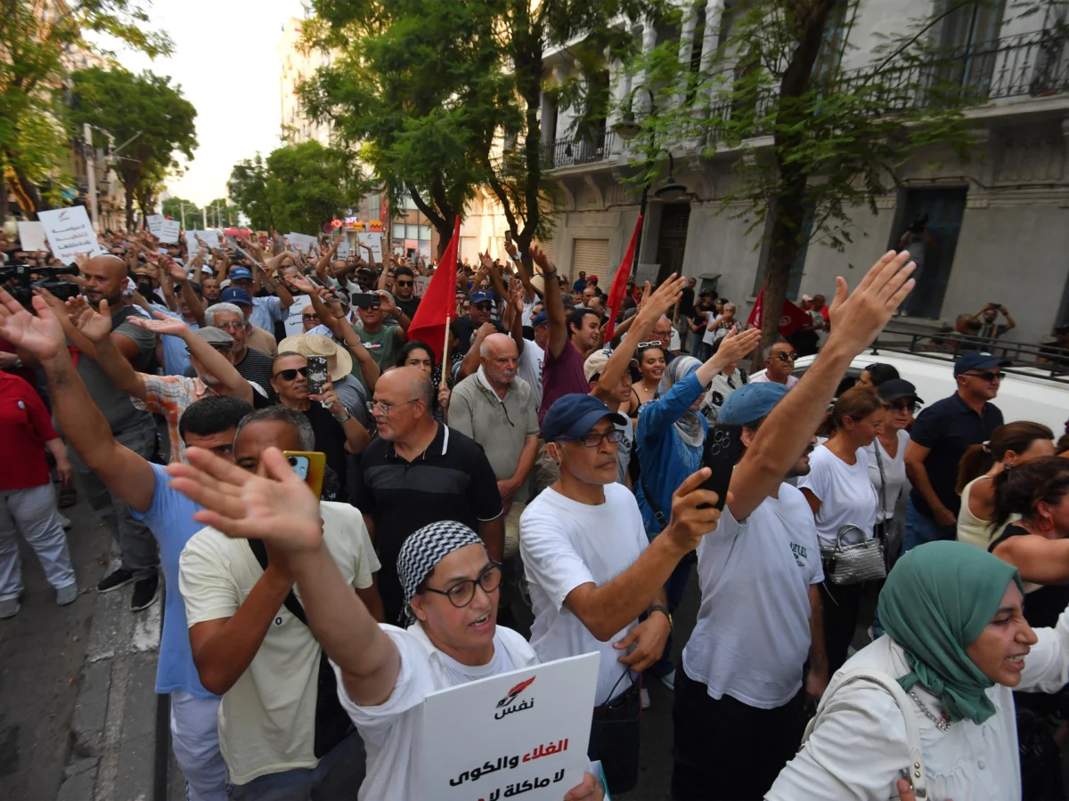 Antigovernment protests continue in Tunisia amid economic woes