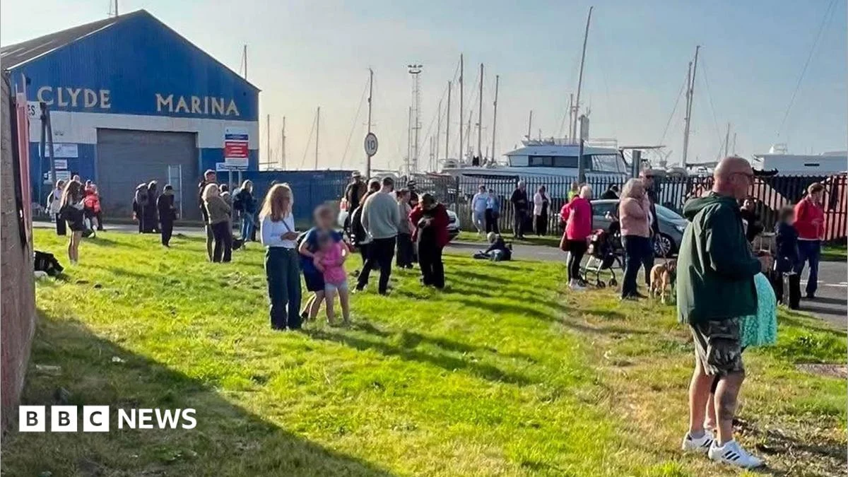 Arran Ferry Evacuated After Bomb Threat, Passenger Rescued