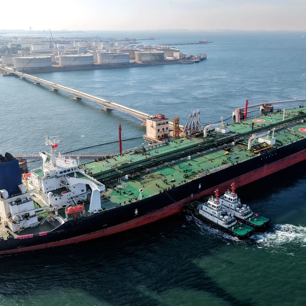 China Resists U.S. Pressure on Iran Sanctions