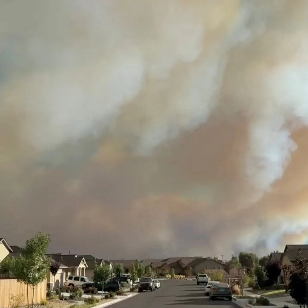 Hawk Fire Near Reno Prompts Evacuations of Homes and Hospitals