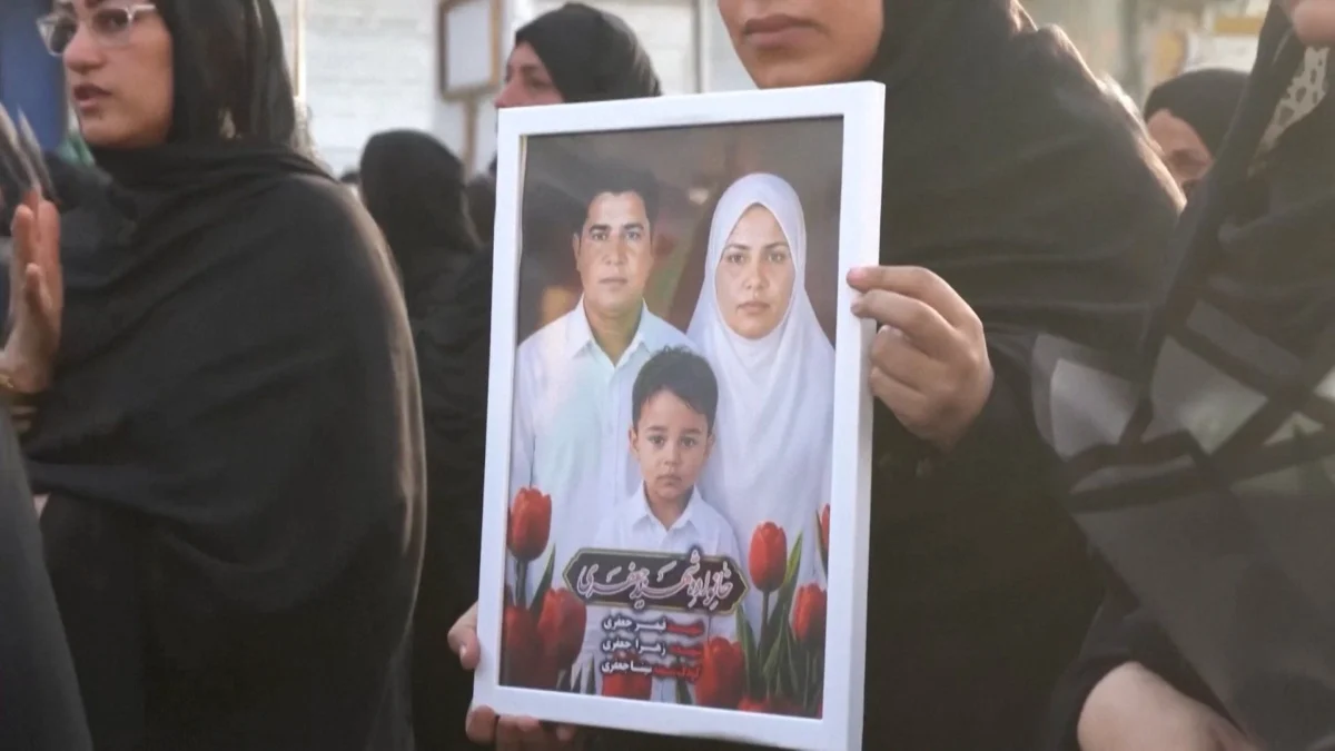 Funeral held for family killed in US strike on Qeshm Island