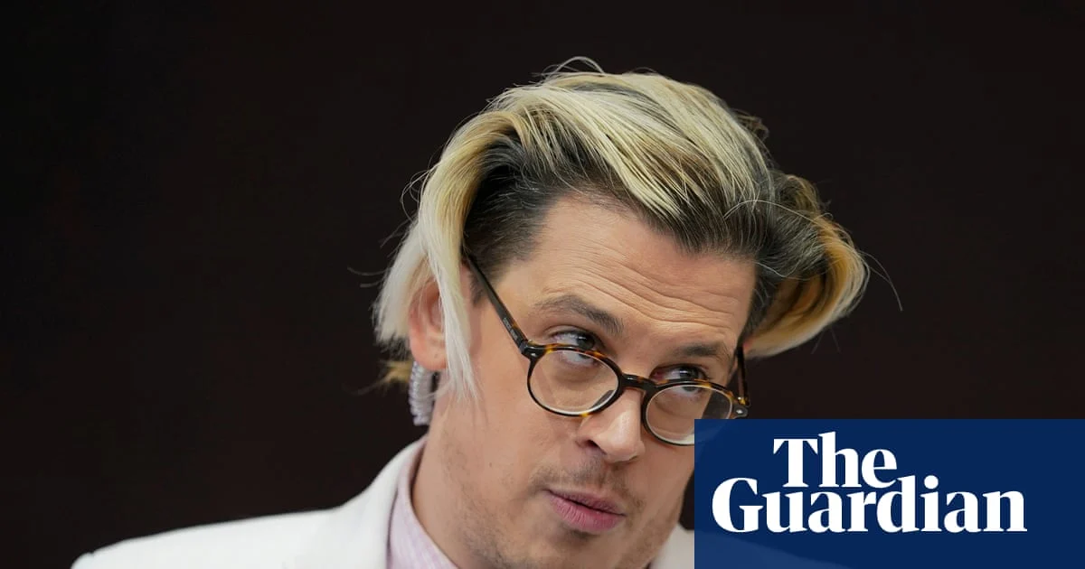 Milo Yiannopoulos Returns to UK, Faces Integration Challenges