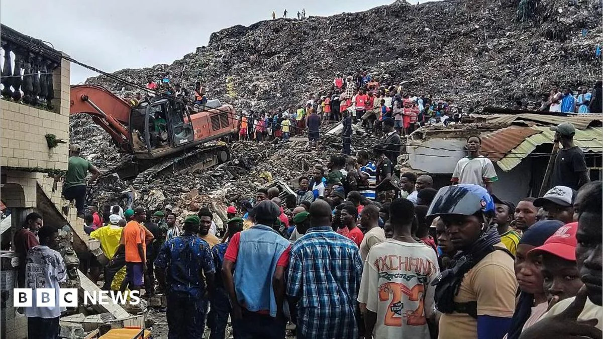 Guinea rubbish landfill collapse kills 30 in capital