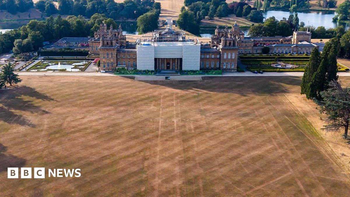 Hot weather reveals hidden parch marks at historic sites