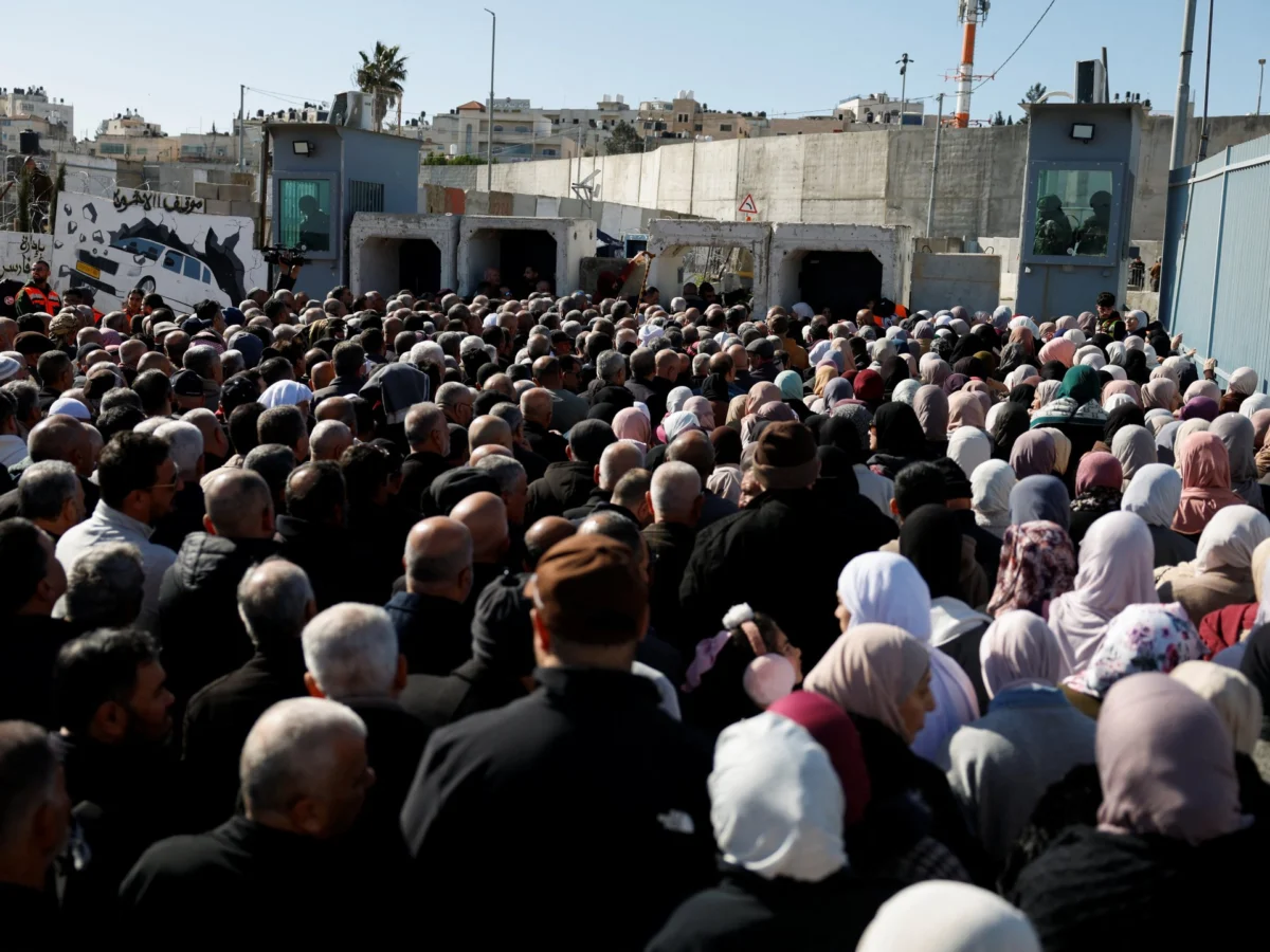 Israeli Restrictions Fracture West Bank Movement