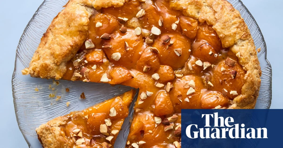 How to make an easy apricot galette – recipe guide