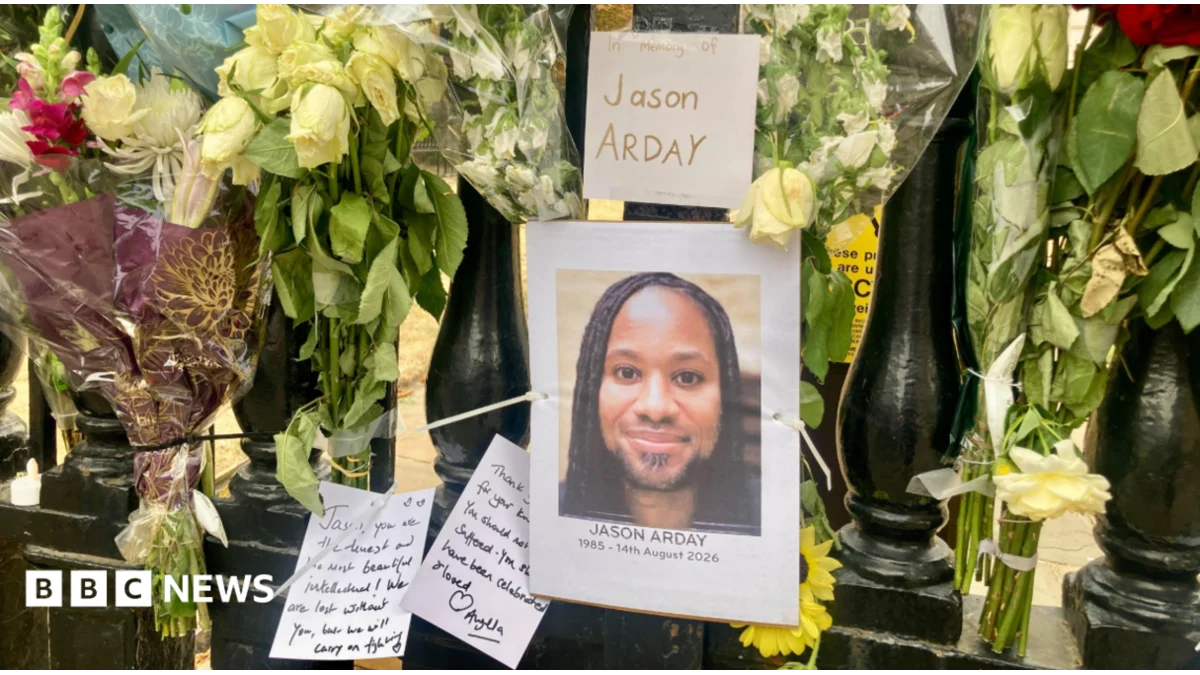 Hundreds attend Cambridge vigil for Jason Arday