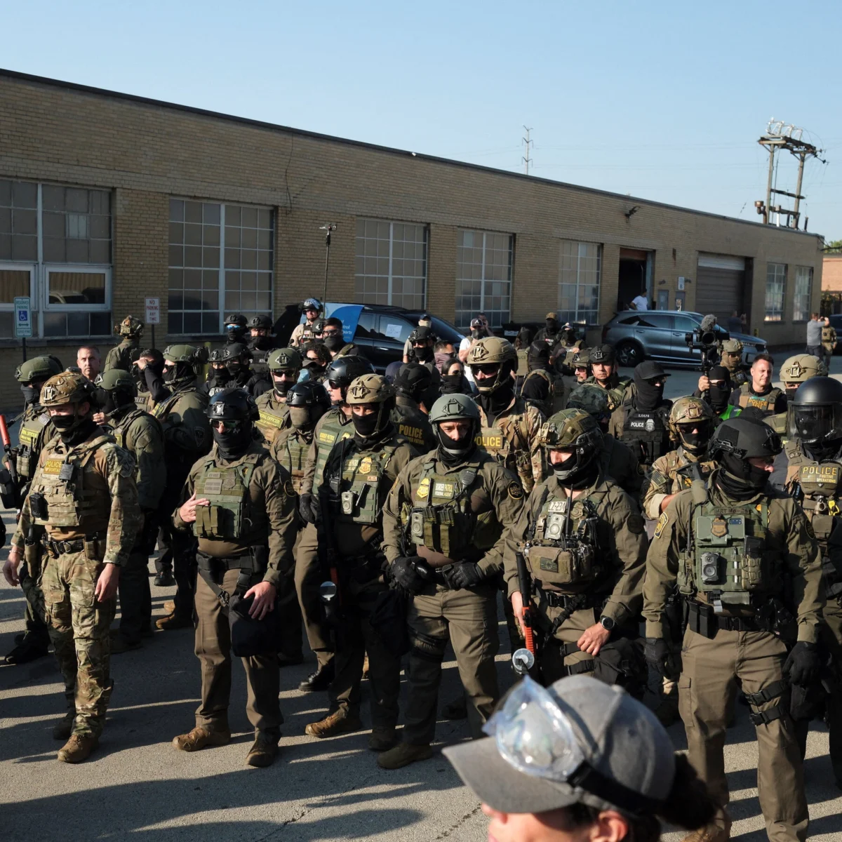 ICE Agent Pleads Guilty in Chicago Altercation
