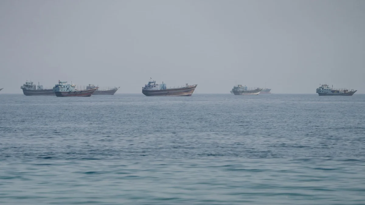 Iran and Oman Discuss Joint Shipping Route in Strait of Hormuz