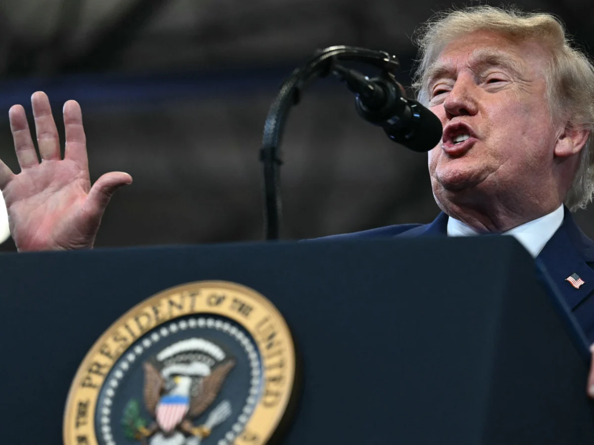 Trump Vows to Declare Strait of Hormuz US Territory