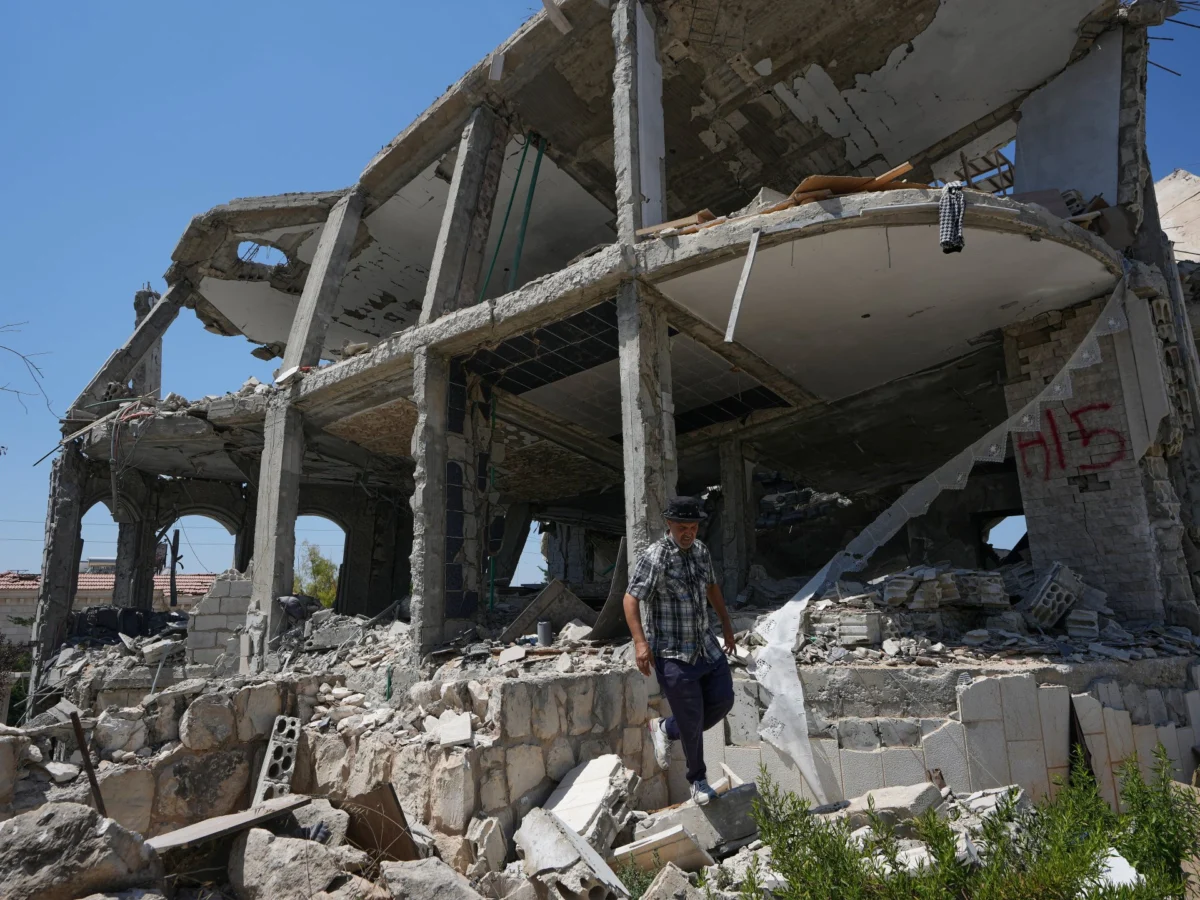 Lebanese soldiers injured amid Israeli troops’ reported border incursion