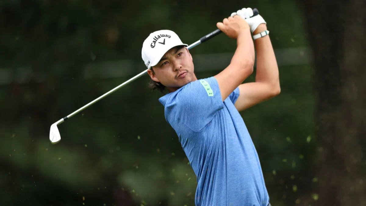Min Woo Lee leads Tour Championship with 62