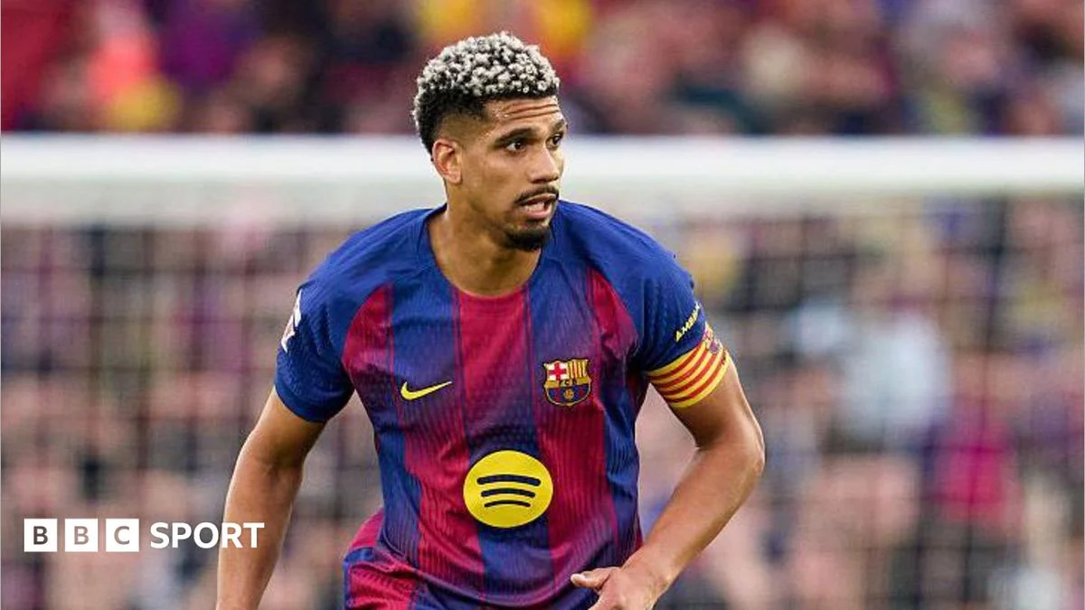 Liverpool Close to Signing Barcelona’s Araujo on Loan