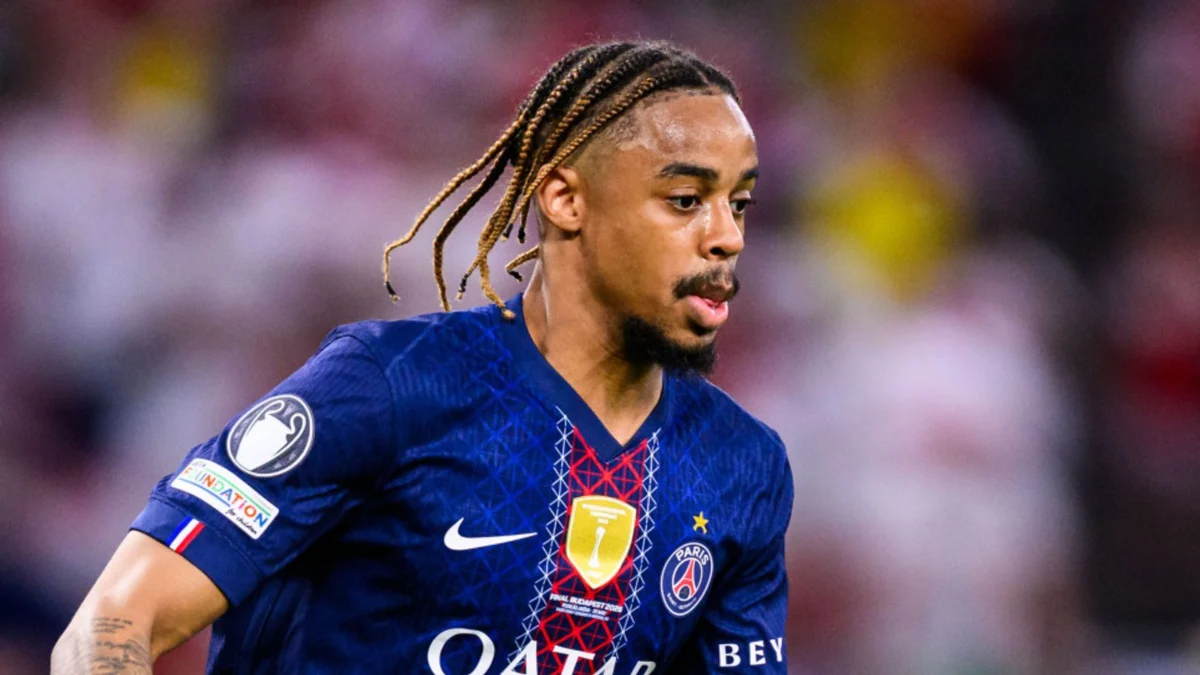 Liverpool in positive talks with PSG for Bradley Barcola