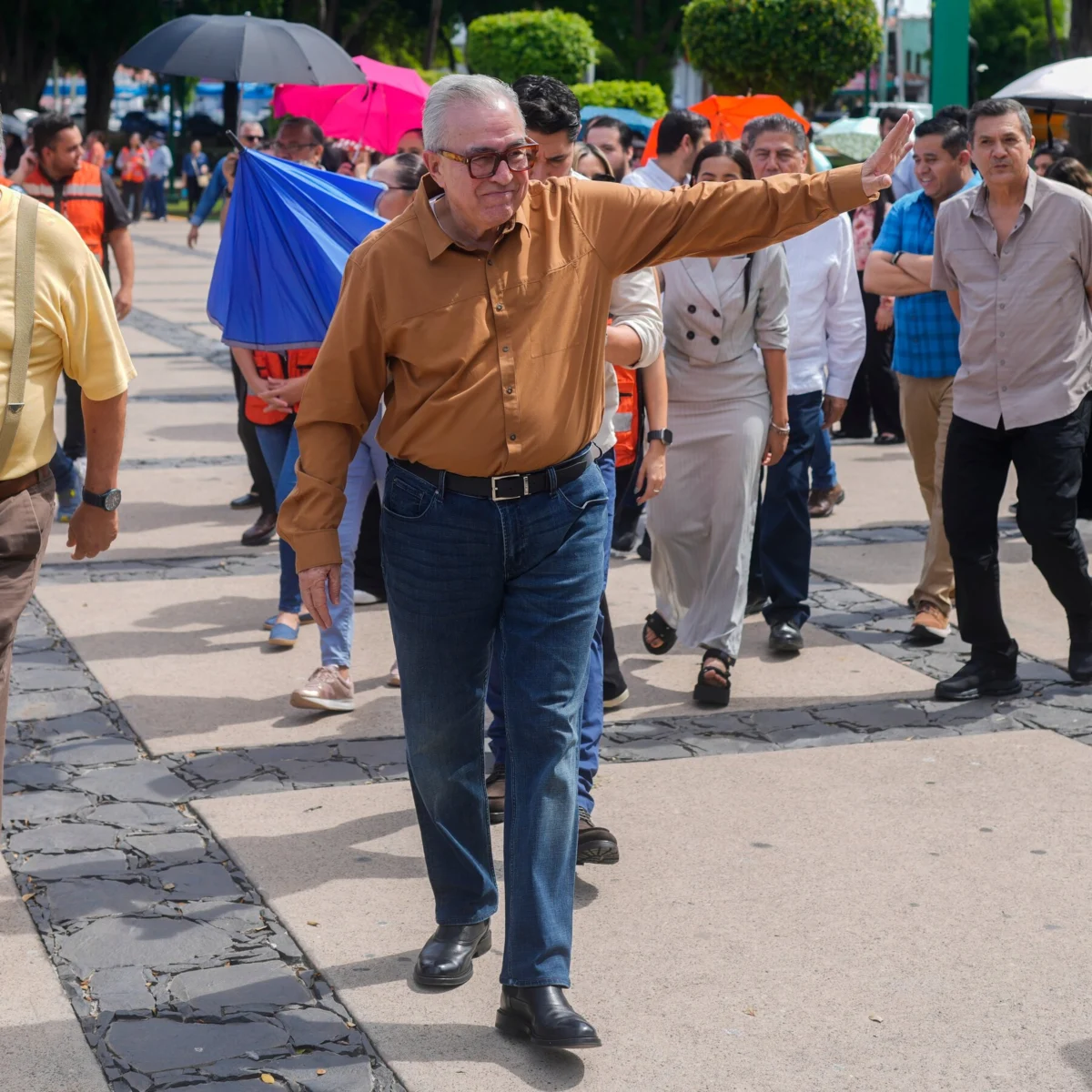 Mexican Governor Returns Amid U.S. Cartel Accusations